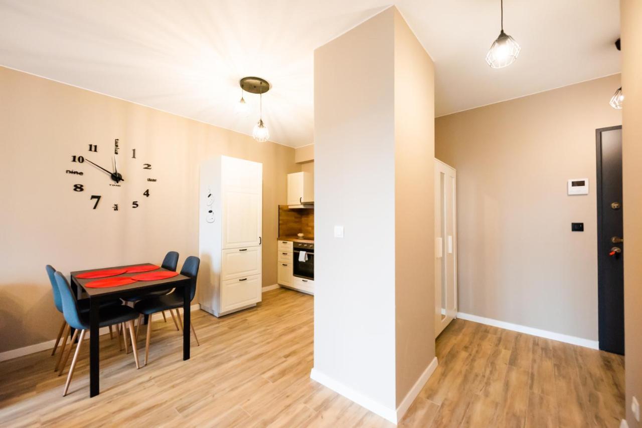High Wilanow Elegant Apartment วอร์ซอ ภายนอก รูปภาพ